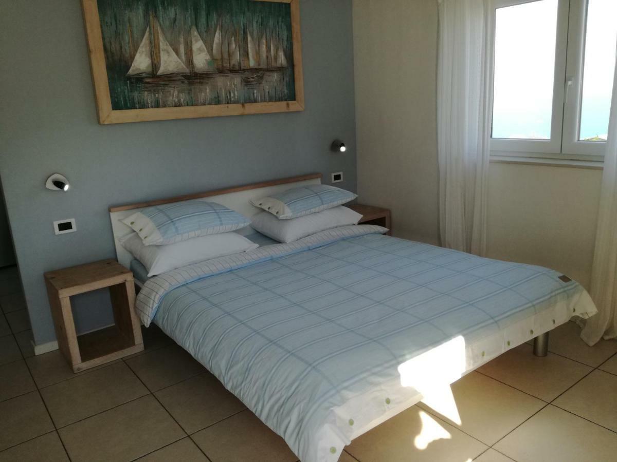 Apartments Villa Ina Brseč エクステリア 写真