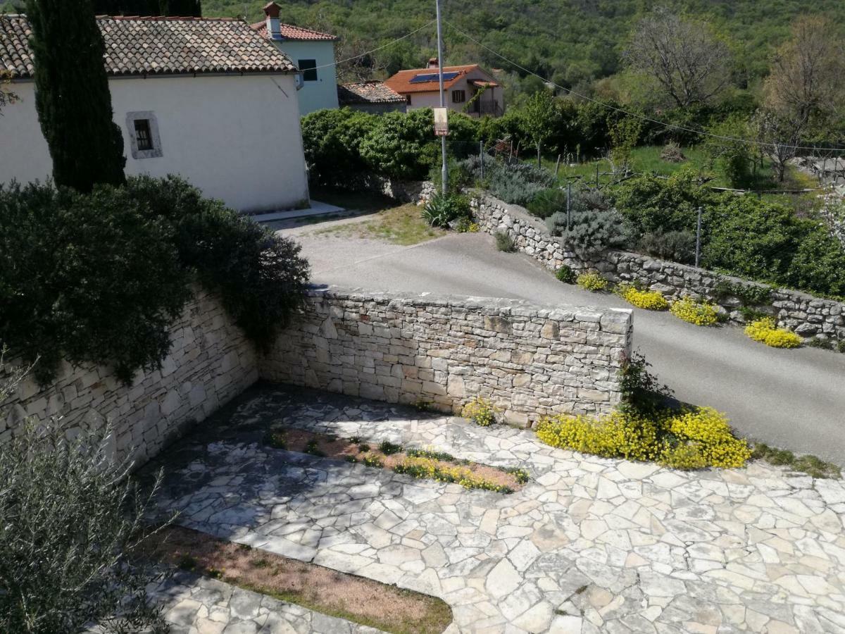 Apartments Villa Ina Brseč エクステリア 写真