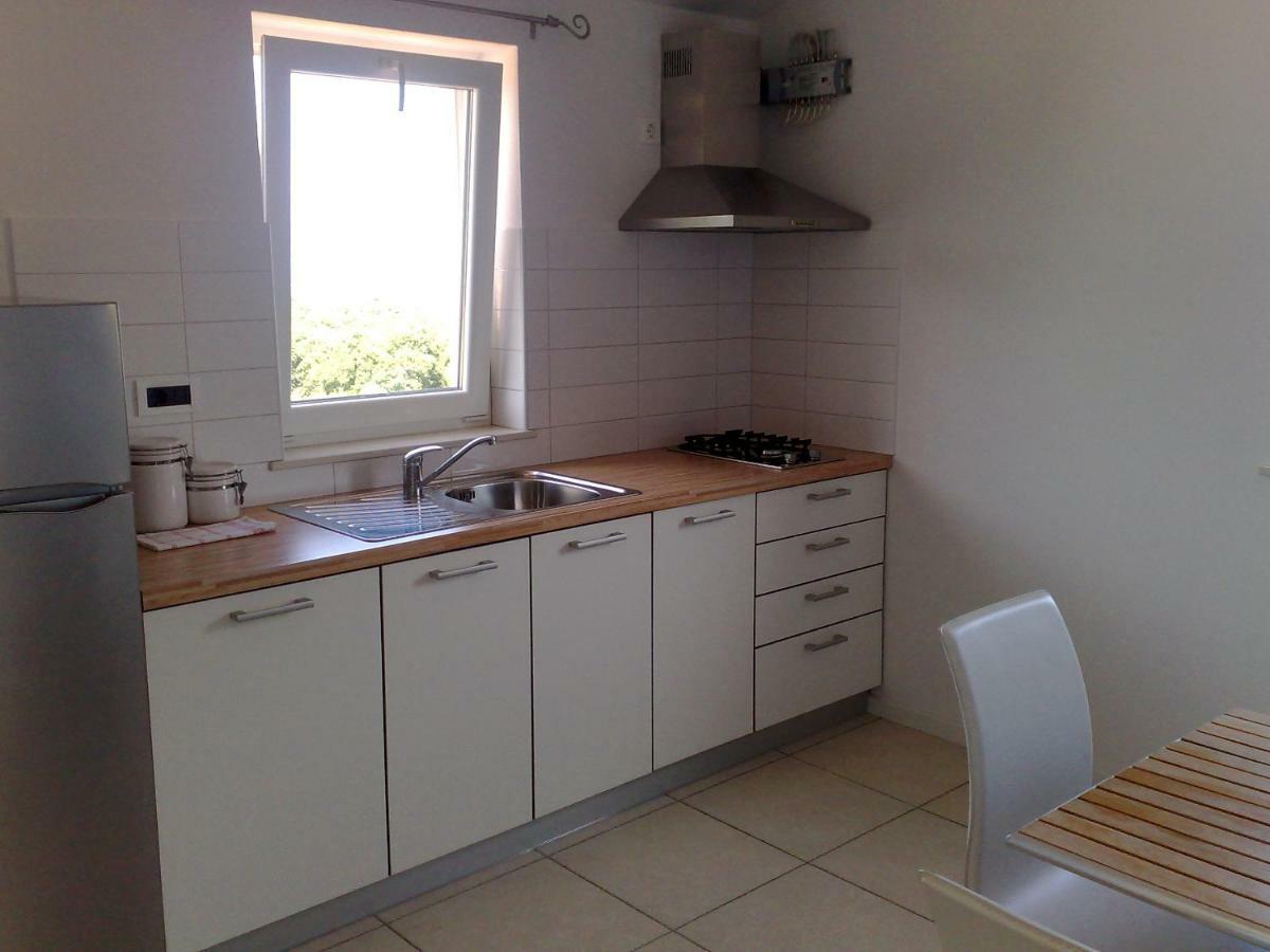 Apartments Villa Ina Brseč エクステリア 写真